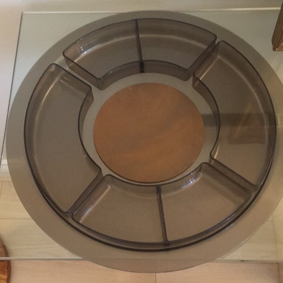 MCM Outrageous Party Tray Set! Smoked Plastic. - Picture 3 of 8